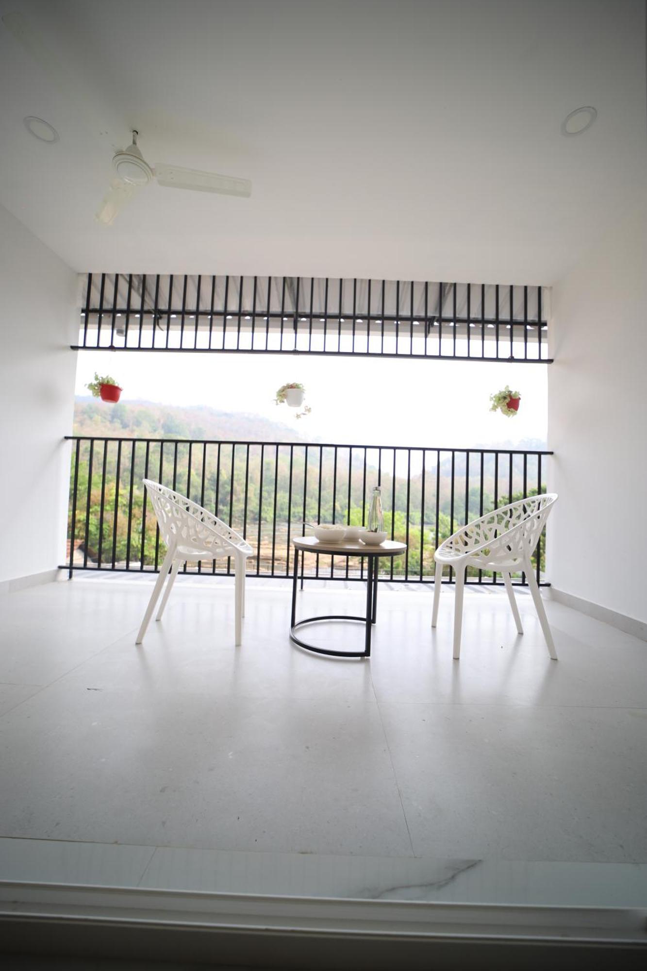Seeheim Resorts Athirappilly Kültér fotó