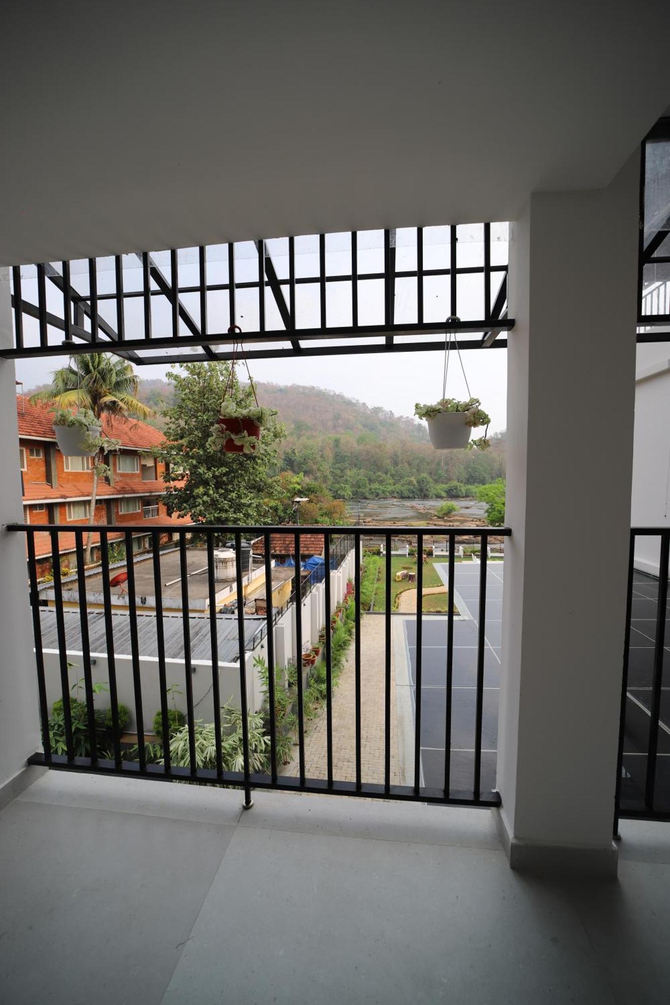 Seeheim Resorts Athirappilly Kültér fotó